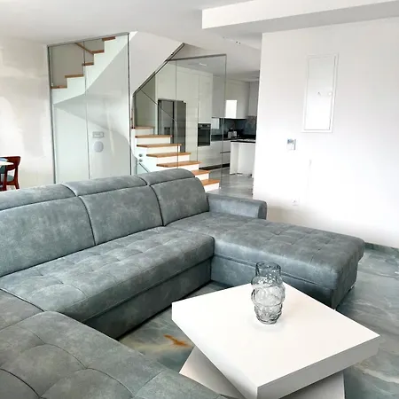 New With Pool, Sea View, Villa Poreč