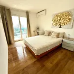 Villa New With Pool, Sea View,